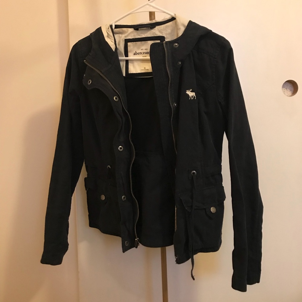 size XL kids abercrombie.  fits like XS women’s.